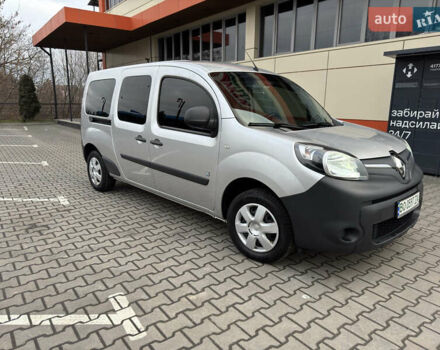 Серый Рено Кенгу, объемом двигателя 0 л и пробегом 65 тыс. км за 8800 $, фото 2 на Automoto.ua