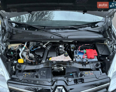 Серый Рено Кенгу, объемом двигателя 1.5 л и пробегом 191 тыс. км за 12800 $, фото 35 на Automoto.ua