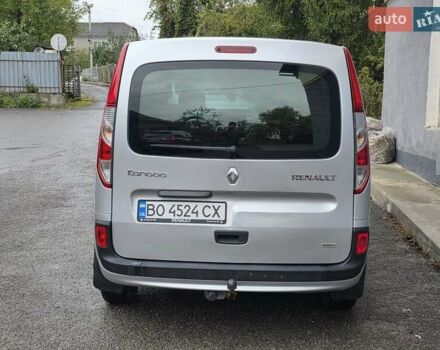 Серый Рено Кенгу, объемом двигателя 1.46 л и пробегом 157 тыс. км за 11700 $, фото 2 на Automoto.ua