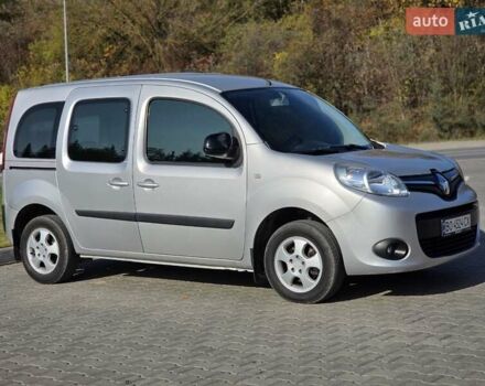 Рено Кєнгу 2017 у Тернополі на Automoto.ua Сірий Рено Кєнгу, об'ємом двигуна 1.5 л та пробігом 157 тис. км за 12699 $, фото 9 на Automoto.ua