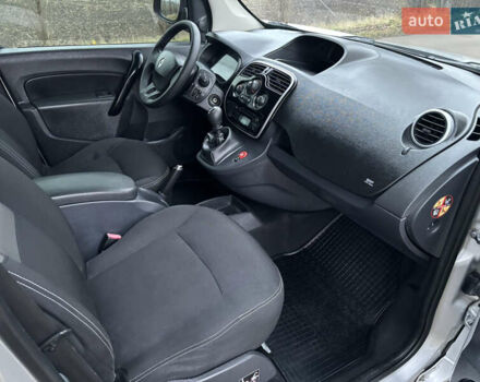 Серый Рено Кенгу, объемом двигателя 1.5 л и пробегом 191 тыс. км за 12800 $, фото 24 на Automoto.ua