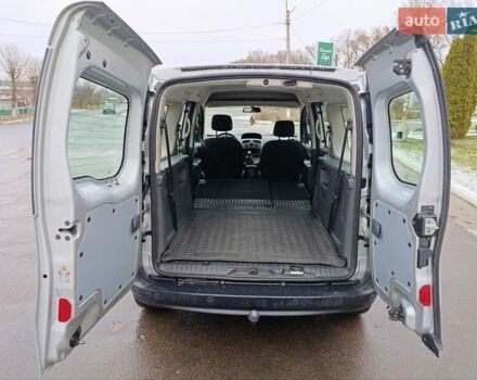 Серый Рено Кенгу, объемом двигателя 1.5 л и пробегом 198 тыс. км за 12800 $, фото 24 на Automoto.ua