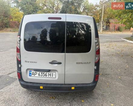 Серый Рено Кенгу, объемом двигателя 1.46 л и пробегом 220 тыс. км за 10500 $, фото 2 на Automoto.ua
