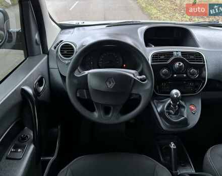 Серый Рено Кенгу, объемом двигателя 1.5 л и пробегом 191 тыс. км за 12800 $, фото 29 на Automoto.ua