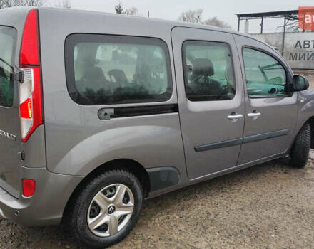 Сірий Рено Кєнгу, об'ємом двигуна 1.5 л та пробігом 111 тис. км за 15000 $, фото 3 на Automoto.ua