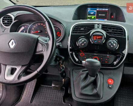 Сірий Рено Кєнгу, об'ємом двигуна 1.5 л та пробігом 111 тис. км за 15000 $, фото 12 на Automoto.ua