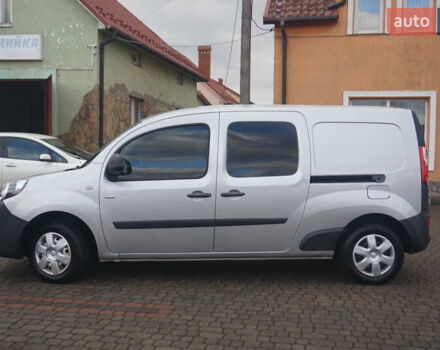 Сірий Рено Кєнгу, об'ємом двигуна 0 л та пробігом 79 тис. км за 11111 $, фото 12 на Automoto.ua