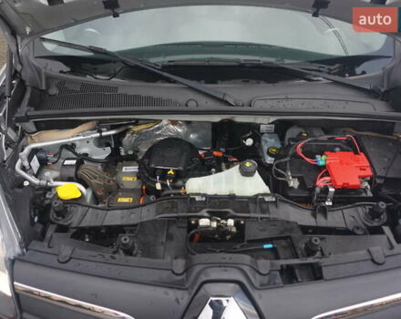 Сірий Рено Кєнгу, об'ємом двигуна 0 л та пробігом 79 тис. км за 11111 $, фото 53 на Automoto.ua