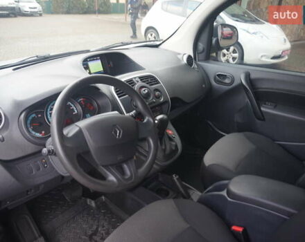 Сірий Рено Кєнгу, об'ємом двигуна 0 л та пробігом 79 тис. км за 11111 $, фото 27 на Automoto.ua
