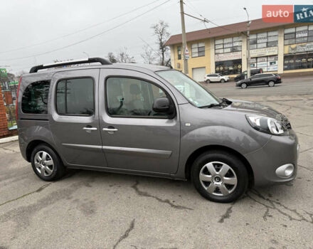 Серый Рено Кенгу, объемом двигателя 1.5 л и пробегом 170 тыс. км за 13999 $, фото 13 на Automoto.ua