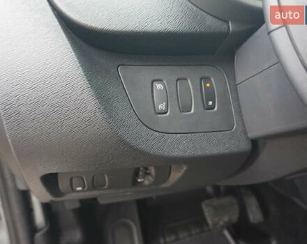 Рено Кєнгу 2018 у Самборе на Automoto.ua Сірий Рено Кєнгу, об'ємом двигуна 0 л та пробігом 72 тис. км за 11000 $, фото 31 на Automoto.ua