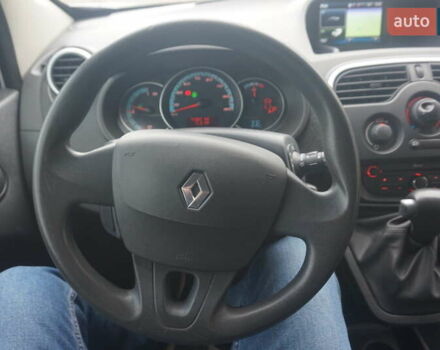 Сірий Рено Кєнгу, об'ємом двигуна 0 л та пробігом 79 тис. км за 11111 $, фото 31 на Automoto.ua