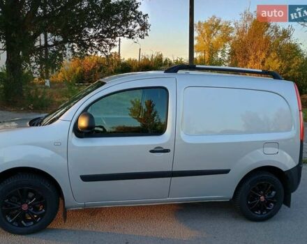 Серый Рено Кенгу, объемом двигателя 1.46 л и пробегом 70 тыс. км за 14000 $, фото 1 на Automoto.ua