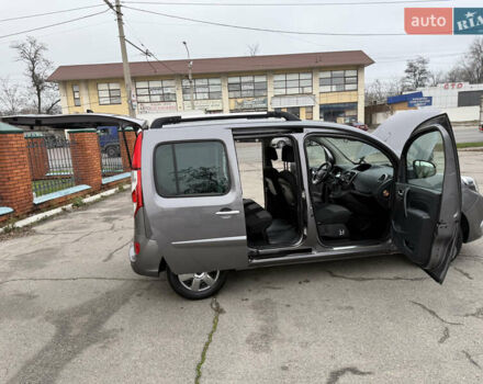 Серый Рено Кенгу, объемом двигателя 1.5 л и пробегом 170 тыс. км за 13999 $, фото 100 на Automoto.ua