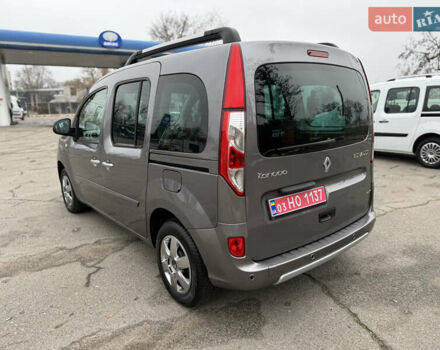 Серый Рено Кенгу, объемом двигателя 1.5 л и пробегом 170 тыс. км за 13999 $, фото 21 на Automoto.ua