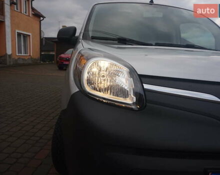 Сірий Рено Кєнгу, об'ємом двигуна 0 л та пробігом 79 тис. км за 11111 $, фото 23 на Automoto.ua