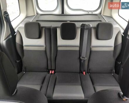 Серый Рено Кенгу, объемом двигателя 1.5 л и пробегом 145 тыс. км за 13300 $, фото 25 на Automoto.ua