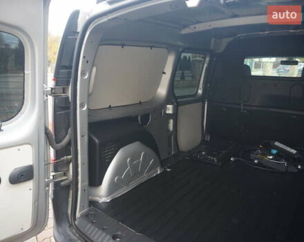 Рено Кєнгу 2018 у Самборе на Automoto.ua Сірий Рено Кєнгу, об'ємом двигуна 0 л та пробігом 72 тис. км за 11000 $, фото 52 на Automoto.ua