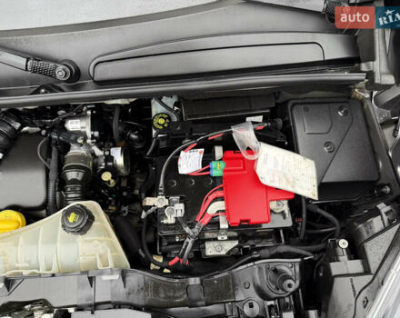 Серый Рено Кенгу, объемом двигателя 1.5 л и пробегом 170 тыс. км за 13999 $, фото 92 на Automoto.ua