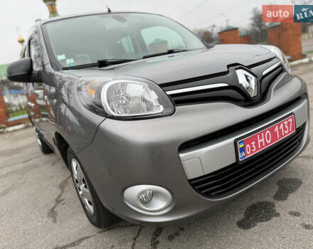 Серый Рено Кенгу, объемом двигателя 1.5 л и пробегом 170 тыс. км за 13999 $, фото 31 на Automoto.ua