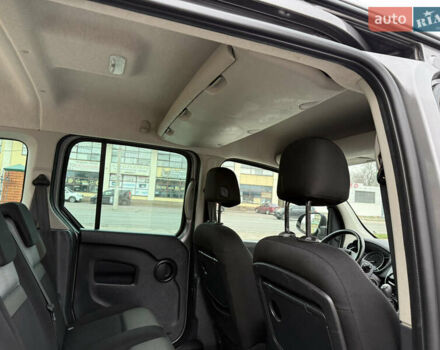 Серый Рено Кенгу, объемом двигателя 1.5 л и пробегом 170 тыс. км за 13999 $, фото 48 на Automoto.ua