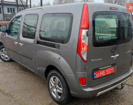 Сірий Рено Кєнгу, об'ємом двигуна 1.5 л та пробігом 111 тис. км за 15000 $, фото 5 на Automoto.ua