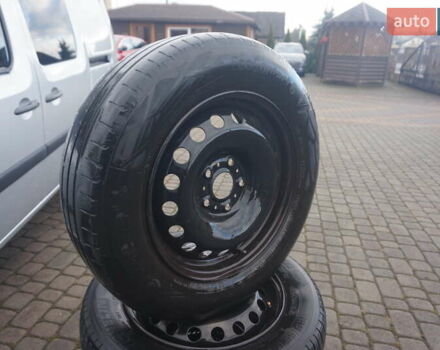 Сірий Рено Кєнгу, об'ємом двигуна 0 л та пробігом 79 тис. км за 11111 $, фото 65 на Automoto.ua