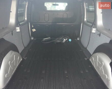 Сірий Рено Кєнгу, об'ємом двигуна 0 л та пробігом 79 тис. км за 11111 $, фото 50 на Automoto.ua