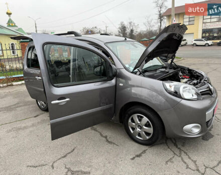 Серый Рено Кенгу, объемом двигателя 1.5 л и пробегом 170 тыс. км за 13999 $, фото 98 на Automoto.ua