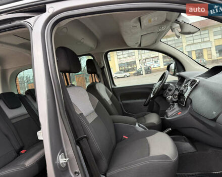 Серый Рено Кенгу, объемом двигателя 1.5 л и пробегом 170 тыс. км за 13999 $, фото 49 на Automoto.ua