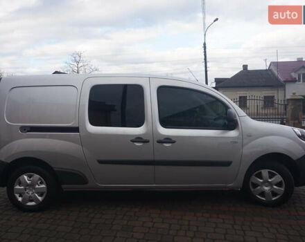 Сірий Рено Кєнгу, об'ємом двигуна 0 л та пробігом 79 тис. км за 11111 $, фото 17 на Automoto.ua