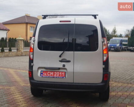 Рено Кєнгу 2018 у Самборе на Automoto.ua Сірий Рено Кєнгу, об'ємом двигуна 0 л та пробігом 72 тис. км за 11000 $, фото 11 на Automoto.ua