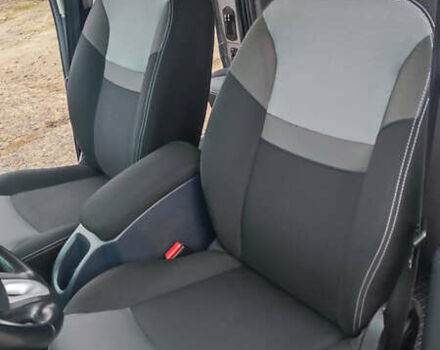 Сірий Рено Кєнгу, об'ємом двигуна 1.5 л та пробігом 111 тис. км за 15000 $, фото 21 на Automoto.ua