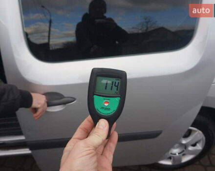 Сірий Рено Кєнгу, об'ємом двигуна 0 л та пробігом 79 тис. км за 11111 $, фото 69 на Automoto.ua