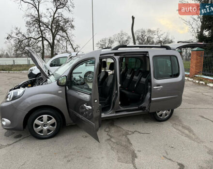 Серый Рено Кенгу, объемом двигателя 1.5 л и пробегом 170 тыс. км за 13999 $, фото 109 на Automoto.ua