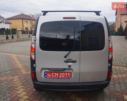 Рено Кєнгу 2018 у Самборе на Automoto.ua Сірий Рено Кєнгу, об'ємом двигуна 0 л та пробігом 72 тис. км за 11000 $, фото 21 на Automoto.ua