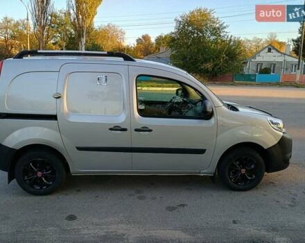 Серый Рено Кенгу, объемом двигателя 1.46 л и пробегом 70 тыс. км за 14000 $, фото 12 на Automoto.ua