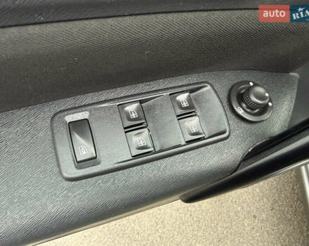 Серый Рено Кенгу, объемом двигателя 1.5 л и пробегом 170 тыс. км за 13999 $, фото 117 на Automoto.ua