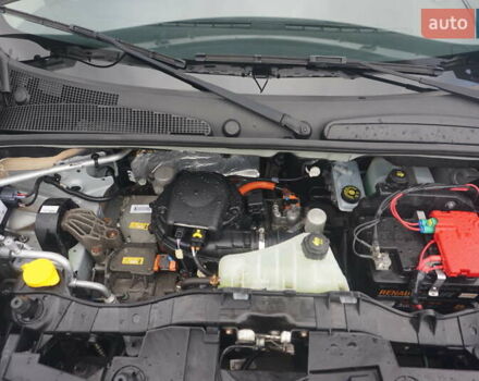 Сірий Рено Кєнгу, об'ємом двигуна 0 л та пробігом 79 тис. км за 11111 $, фото 59 на Automoto.ua