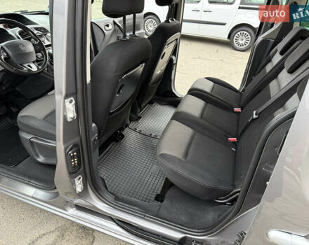 Серый Рено Кенгу, объемом двигателя 1.5 л и пробегом 170 тыс. км за 13999 $, фото 62 на Automoto.ua