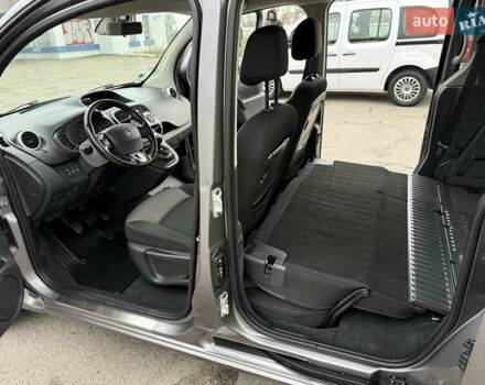 Серый Рено Кенгу, объемом двигателя 1.5 л и пробегом 170 тыс. км за 13999 $, фото 82 на Automoto.ua