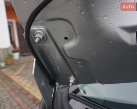 Рено Кєнгу 2018 у Самборе на Automoto.ua Сірий Рено Кєнгу, об'ємом двигуна 0 л та пробігом 72 тис. км за 11000 $, фото 58 на Automoto.ua