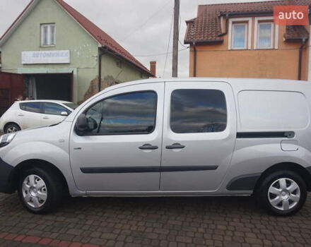 Сірий Рено Кєнгу, об'ємом двигуна 0 л та пробігом 79 тис. км за 11111 $, фото 21 на Automoto.ua