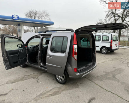 Серый Рено Кенгу, объемом двигателя 1.5 л и пробегом 170 тыс. км за 13999 $, фото 106 на Automoto.ua