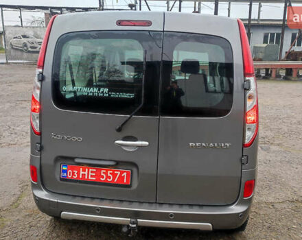 Сірий Рено Кєнгу, об'ємом двигуна 1.5 л та пробігом 111 тис. км за 15000 $, фото 4 на Automoto.ua