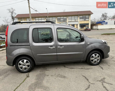 Серый Рено Кенгу, объемом двигателя 1.5 л и пробегом 170 тыс. км за 13999 $, фото 15 на Automoto.ua