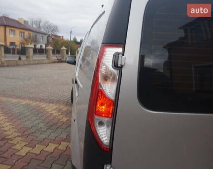 Рено Кєнгу 2018 у Самборе на Automoto.ua Сірий Рено Кєнгу, об'ємом двигуна 0 л та пробігом 72 тис. км за 11000 $, фото 27 на Automoto.ua