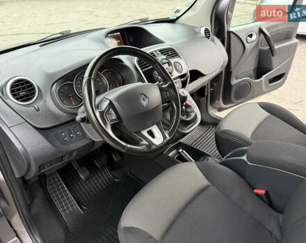 Серый Рено Кенгу, объемом двигателя 1.5 л и пробегом 170 тыс. км за 13999 $, фото 66 на Automoto.ua
