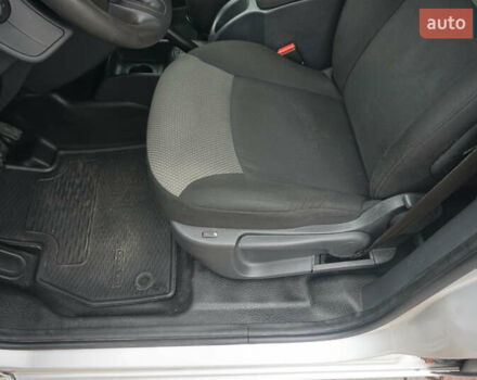 Рено Кєнгу 2018 у Самборе на Automoto.ua Сірий Рено Кєнгу, об'ємом двигуна 0 л та пробігом 72 тис. км за 11000 $, фото 30 на Automoto.ua