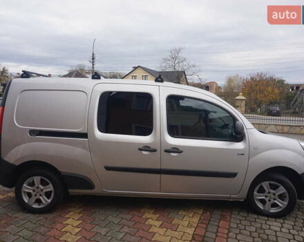 Рено Кєнгу 2018 у Самборе на Automoto.ua Сірий Рено Кєнгу, об'ємом двигуна 0 л та пробігом 72 тис. км за 11000 $, фото 19 на Automoto.ua